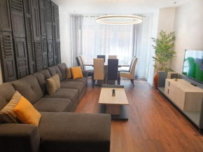San Antón Piso de lujo centro con Aire ac by Apartamentos Logrono org